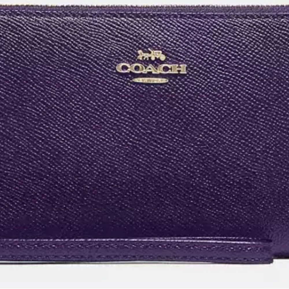 BNWOT Coach Purple Wristlet